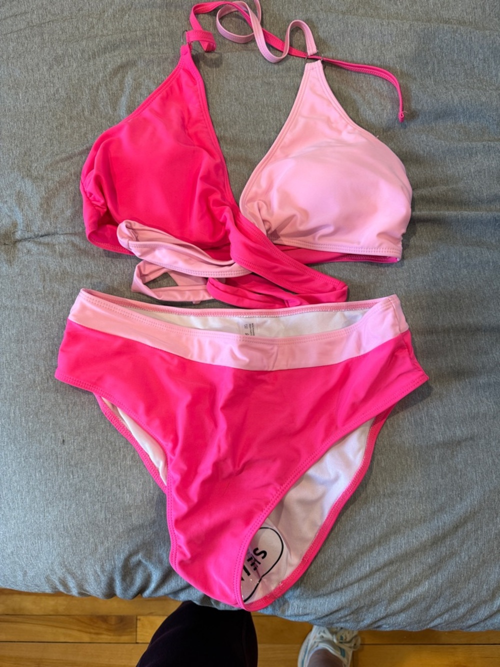 SHEIN Two-Tone Pink Bikini Set